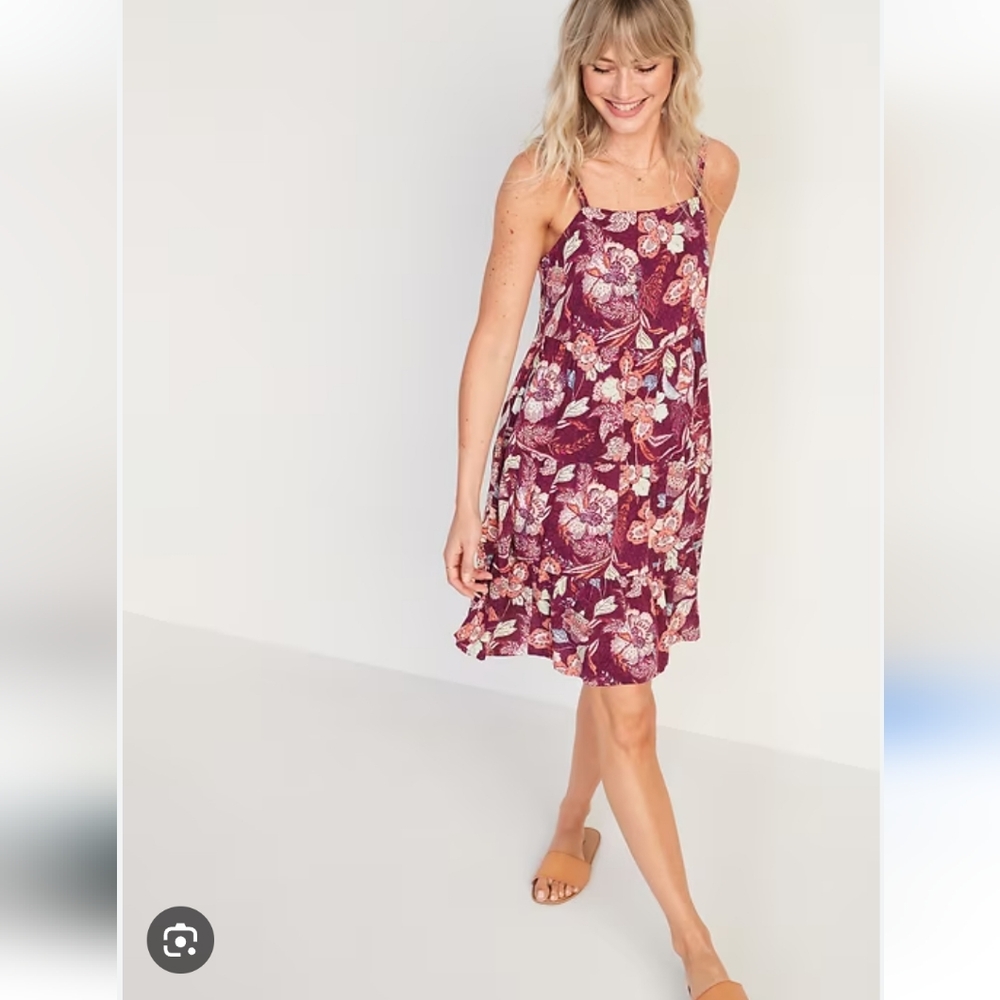 NWT Old Navy tiered floral print swing dress Size Medium